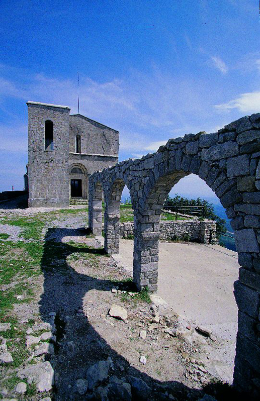 L'església del Mont (Foto: Jordi Gallego)