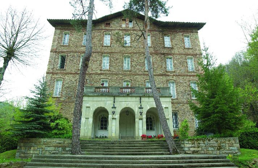 L'hotel Mart&iacute;n o balneari de la Font Picant a Sant Hilari Sacalm (Foto: Josep Segur)