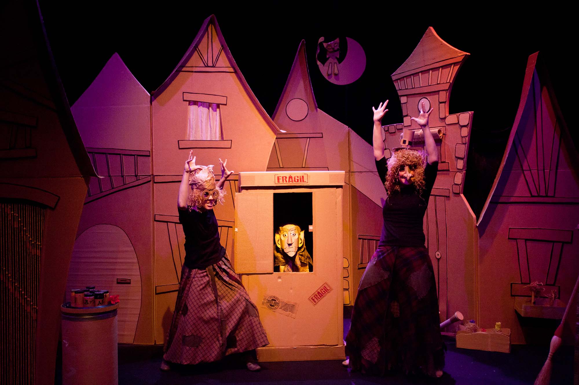 Pocacosa Teatre-El carreró de les bruixes