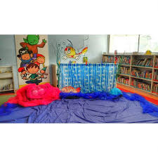 La Minúscula-Patatxaaaf! Biblionadons o sessió de contes