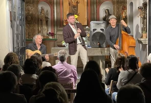 Cat Klezmer Trio-Una volta al món en 80 minuts