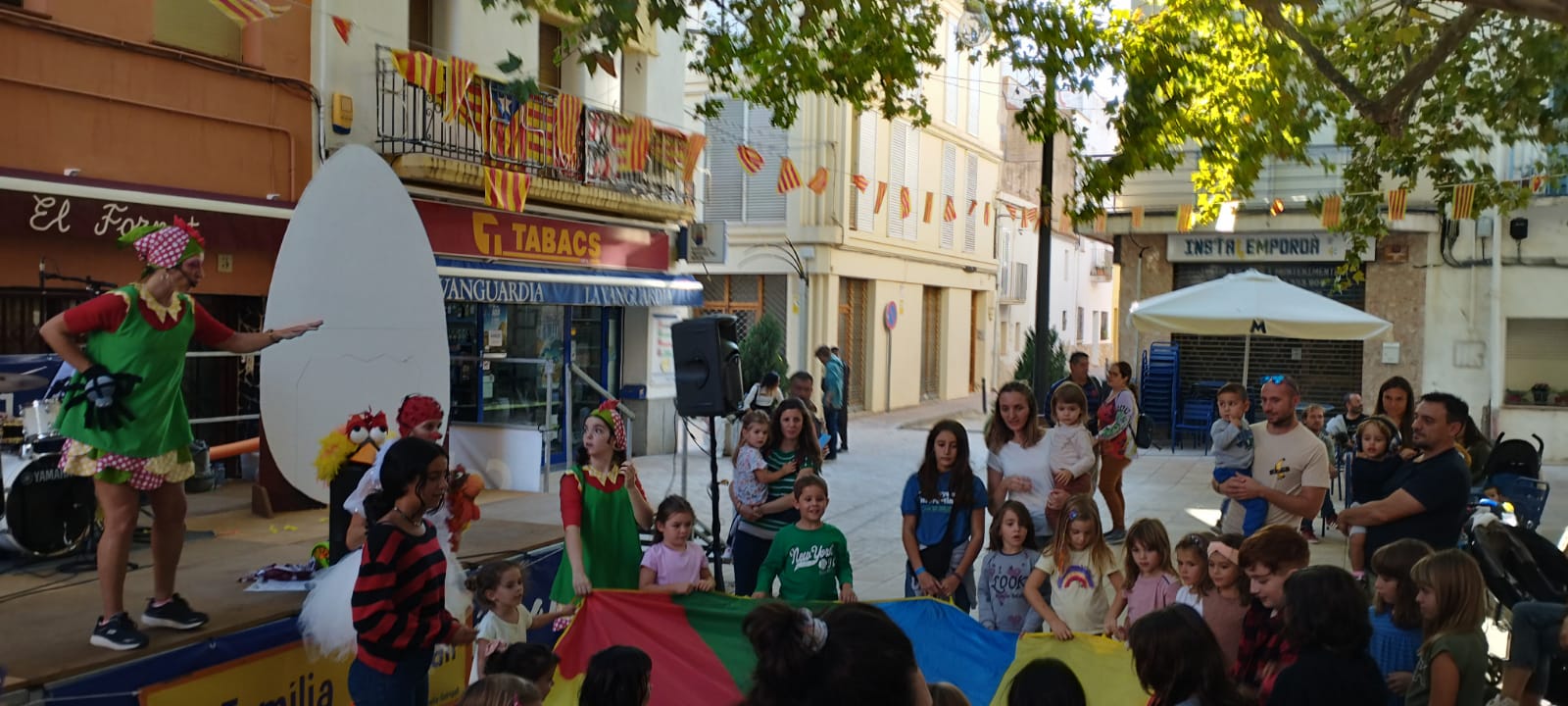 Família Guirigall-Guiriballa amb La Família Guirigall