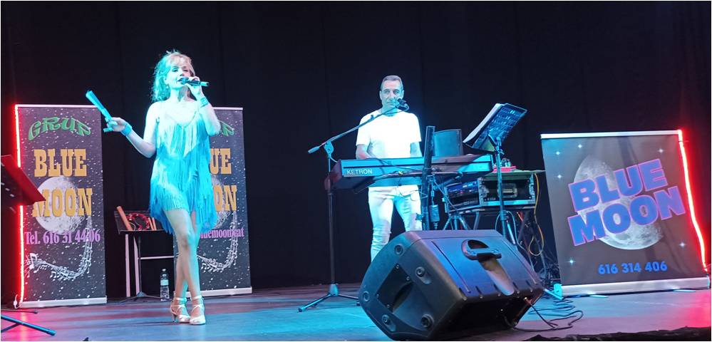 Blue Moon-Ball per a festes i saraus