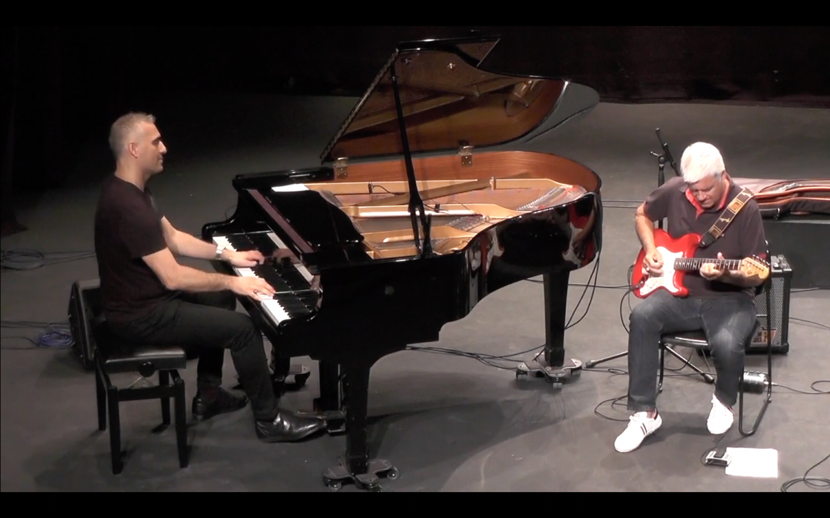 Josep Manzano-Slidepiano, duet de guitarra elèctrica i piano