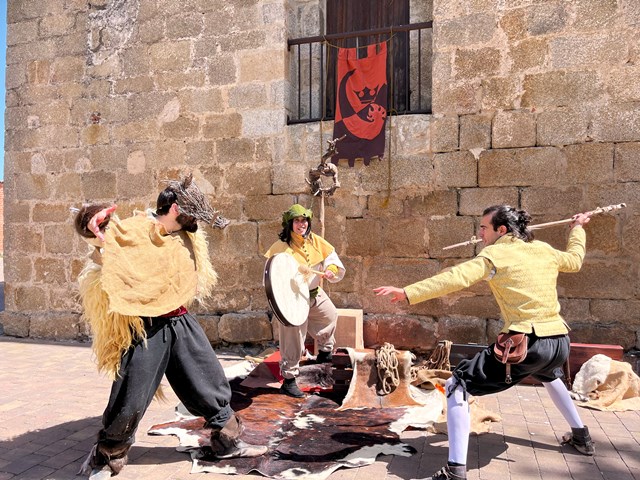 Solucions Escèniques-El festí de les feres