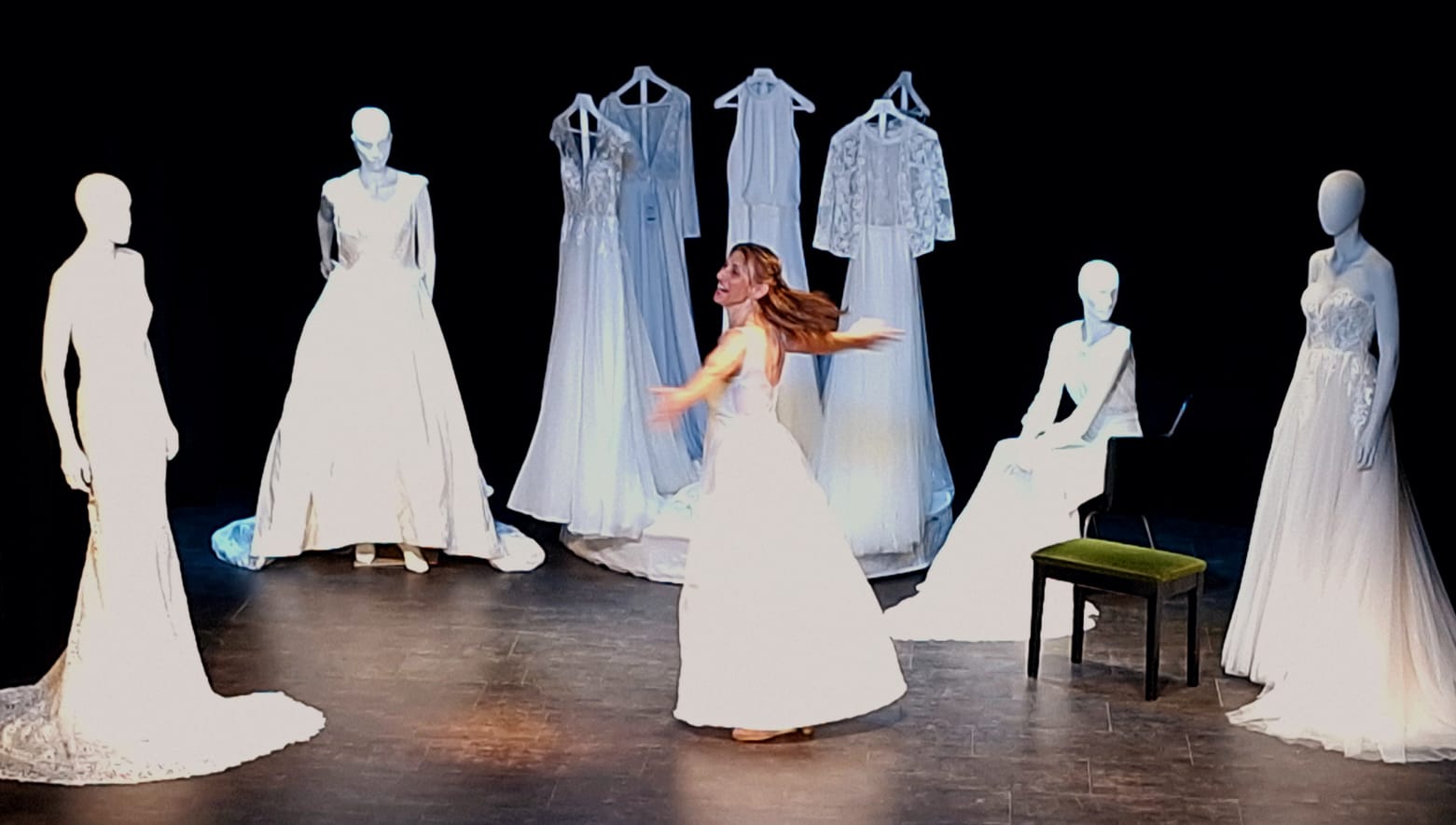 Secció Dramàtica del Centre Catòlic d’Olot-Fàbrica de núvies