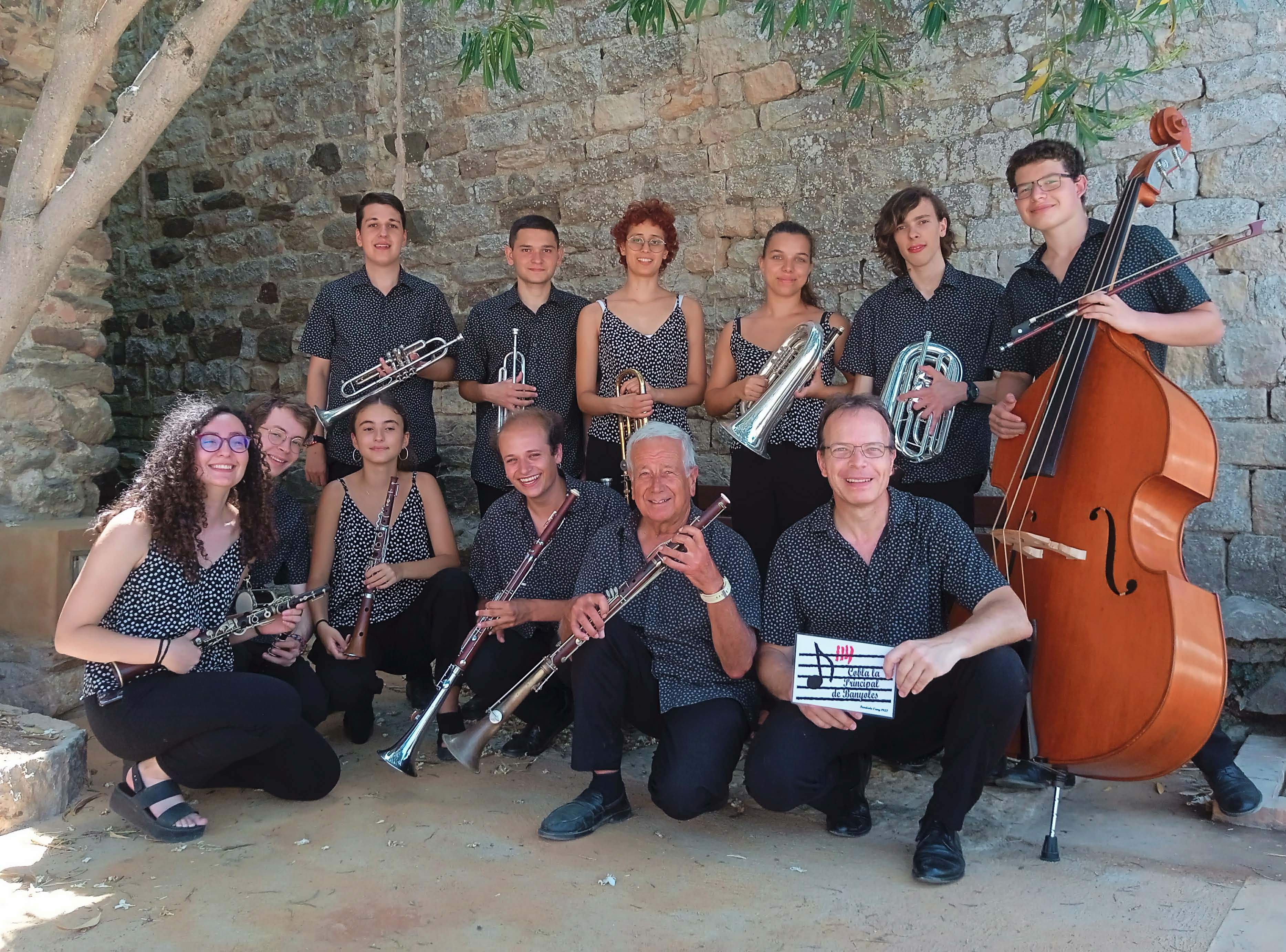 Cobla La Principal de Banyoles-Audicions de sardanes, oficis, cercaviles i balls vuitcentistes