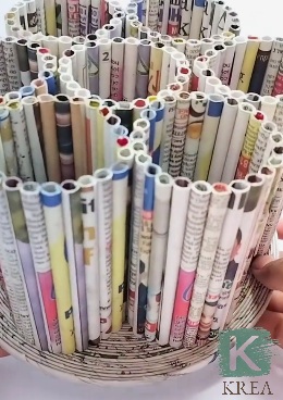 Krea-kreatiu-Reciclem jugant! Taller de creació amb materials reutilitzats