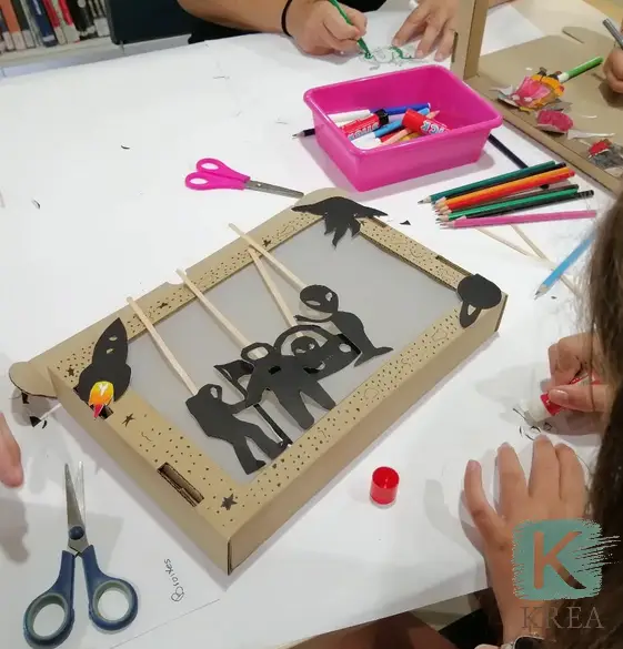 Krea-kreatiu-Crea i dona vida: tallers per expressar, imaginar i jugar