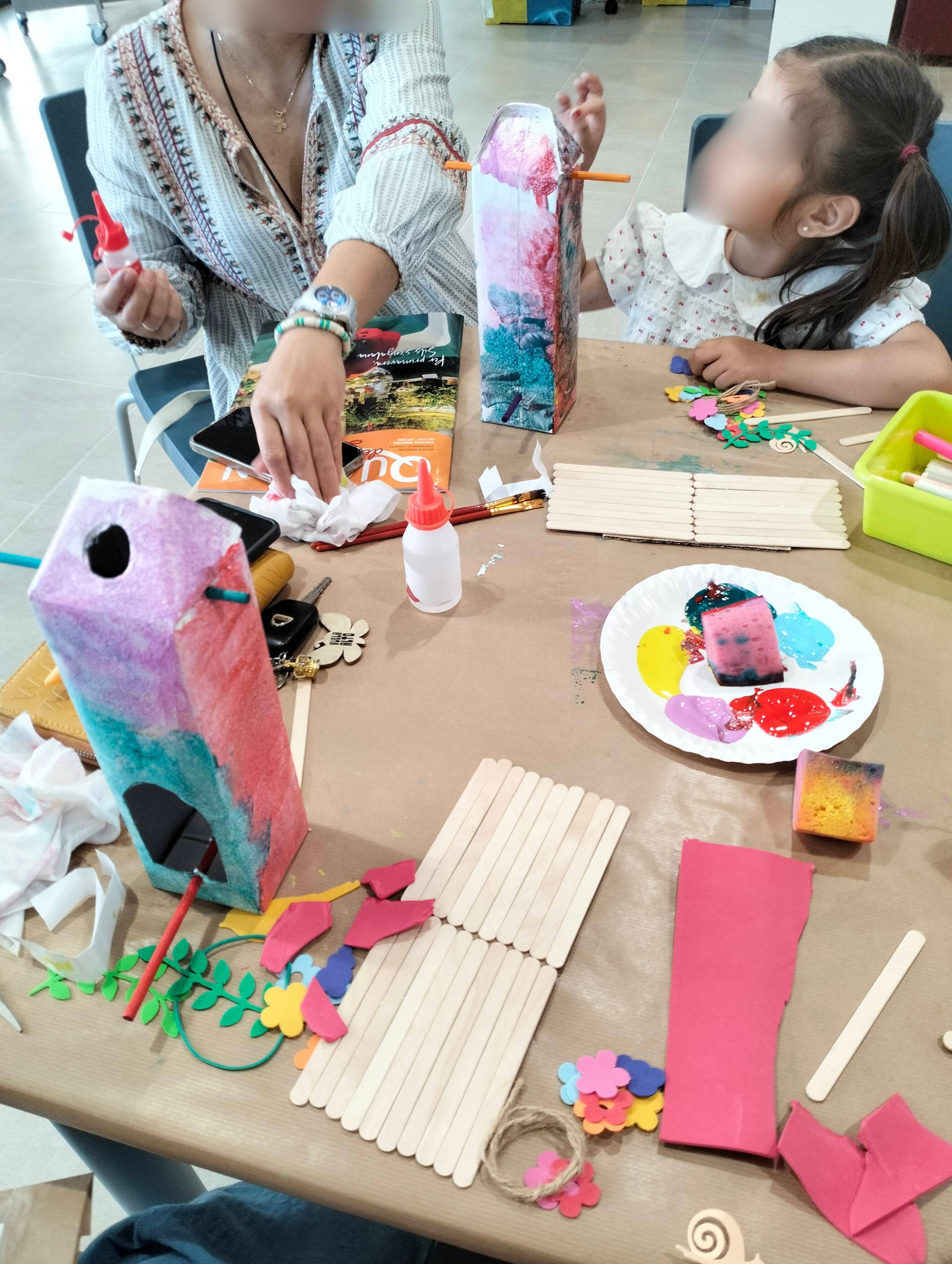 Krea-kreatiu-Taller educatiu i creatiu: menjadora per ocells