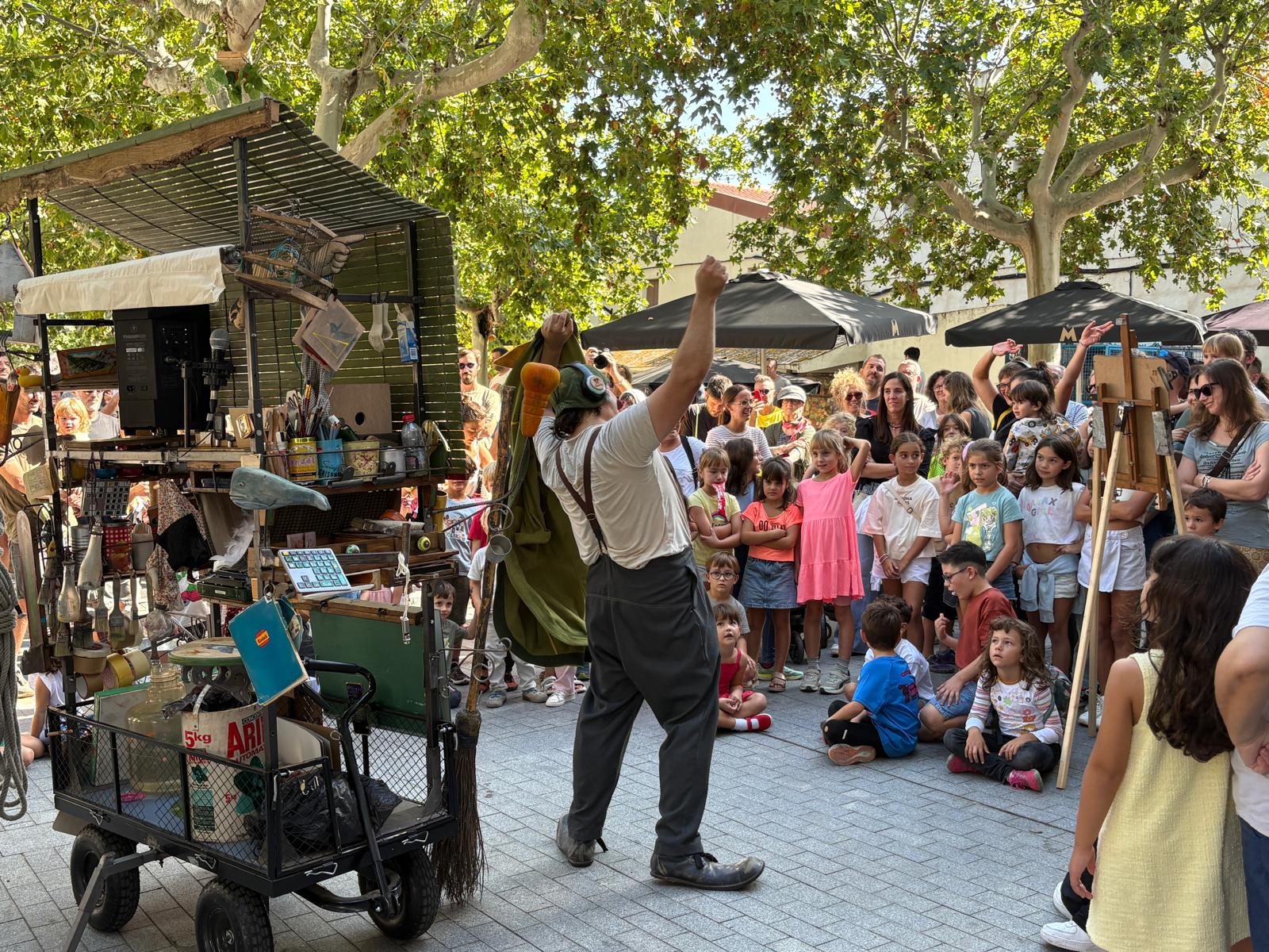 Companyia Toti Toronell-No tireu ànecs al riu