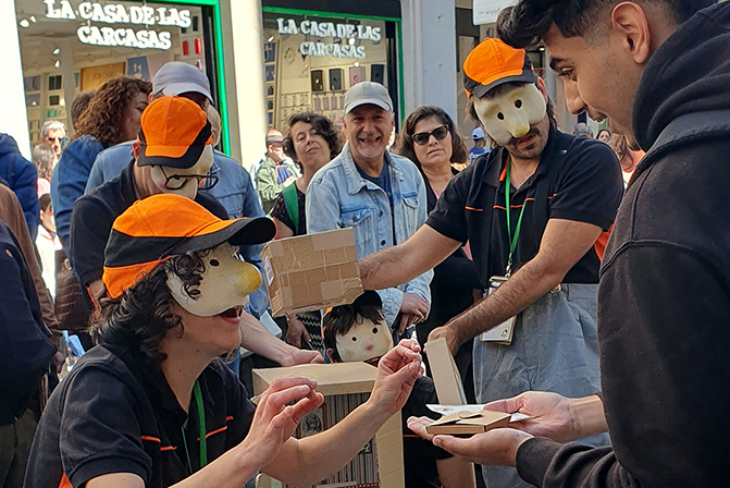 Companyia Toti Toronell-Paquets