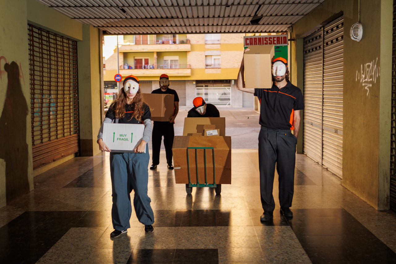 Companyia Toti Toronell-Paquets