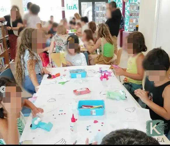 Krea-kreatiu-Taller de titelles amb mitjons