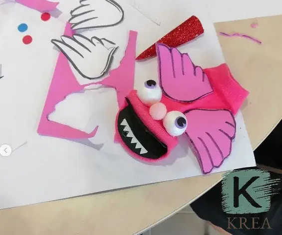 Krea-kreatiu-Taller de titelles amb mitjons