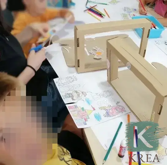 Krea-kreatiu-Taller de teatre d'ombres