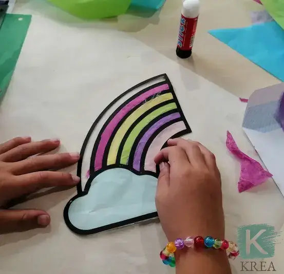 Krea-kreatiu-Taller de vitralls de colors