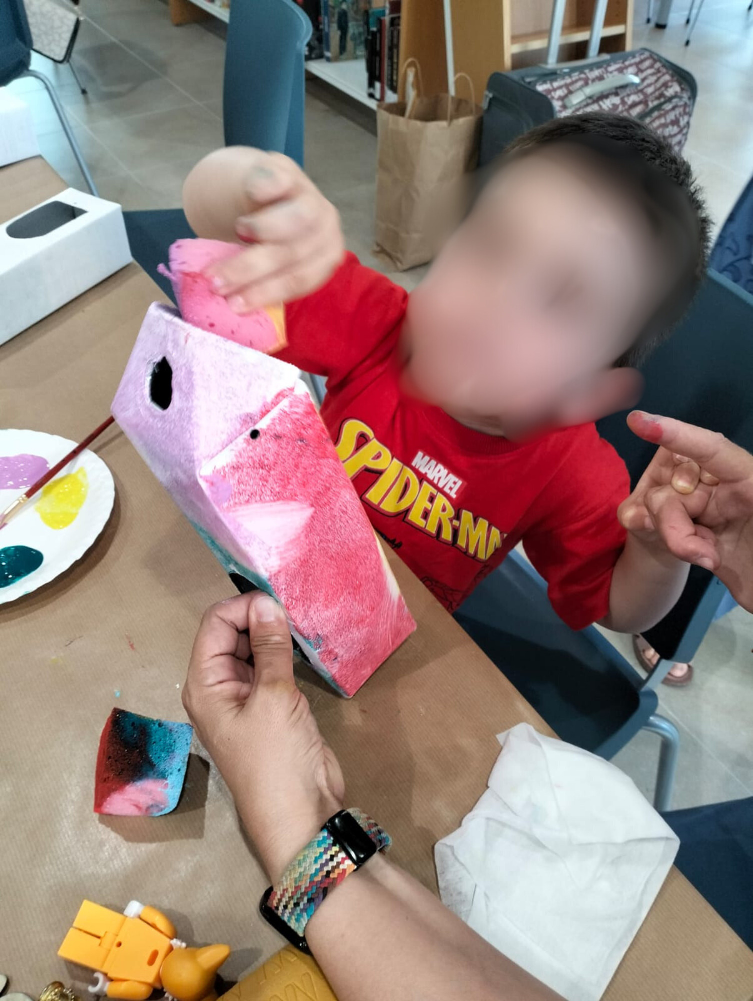 Krea-kreatiu-Taller educatiu i creatiu: menjadora per ocells