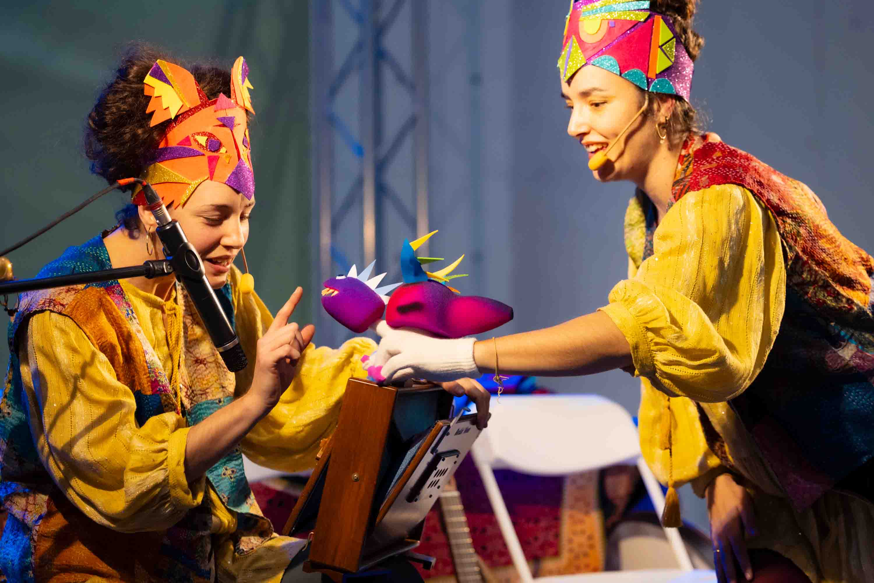 Rockin' Moon | Música en Família-La dragona viatgera | Música en família