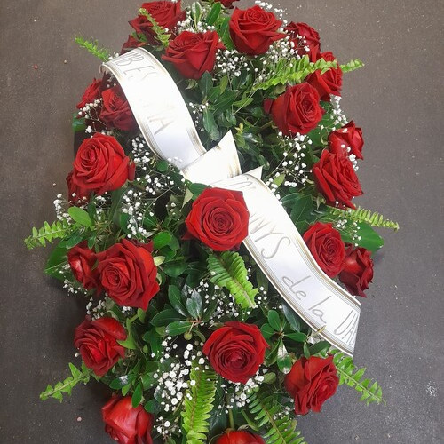 Coixí de roses vermelles
