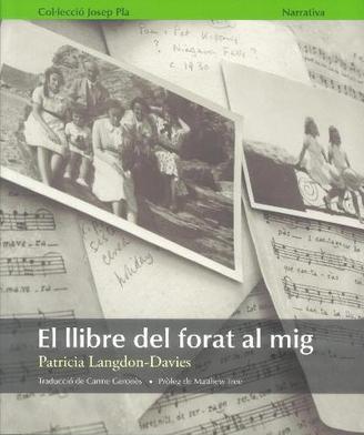 El llibre del forat al mig