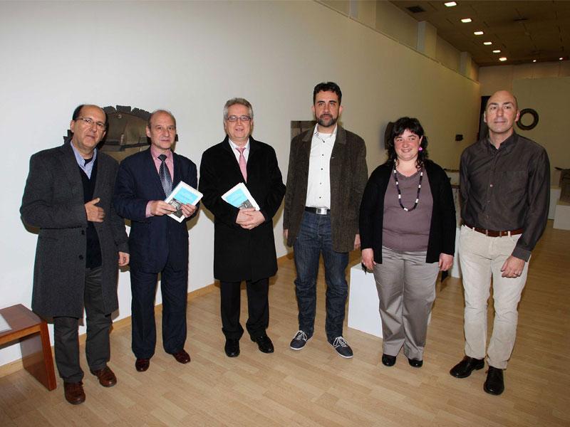 Foto : A la foto, el fill del compositor, Xavier Montsalvatge;&nbsp; Jordi Codina, un dels dos seleccionadors dels textos; A