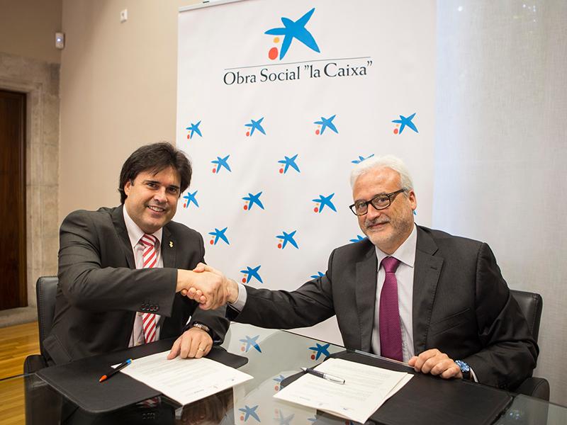 Foto : Signatura del conveni entre el Patronat de Turisme i l&rsquo;Obra Social &laquo;la Caixa&raquo; per al desenvolupamen