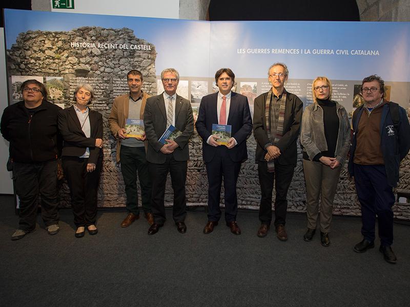 Foto : Inaugurada l’exposició «Cavallers i ferrers al castell de Rocabruna» 