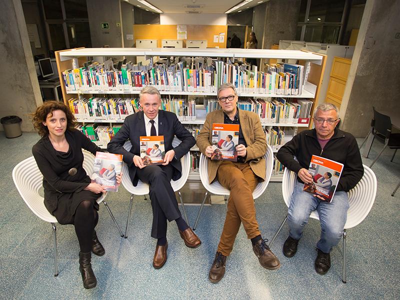 Foto : Surt el n&uacute;mero 301 de la Revista de Girona, encap&ccedil;alat pel dossier dedicat a Prudenci i Aurora Bertrana