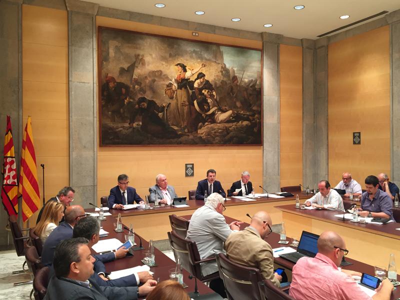 Foto : El Ple aprova destinar 350.100 euros per a la millora i adequació de les biblioteques públiques municipals