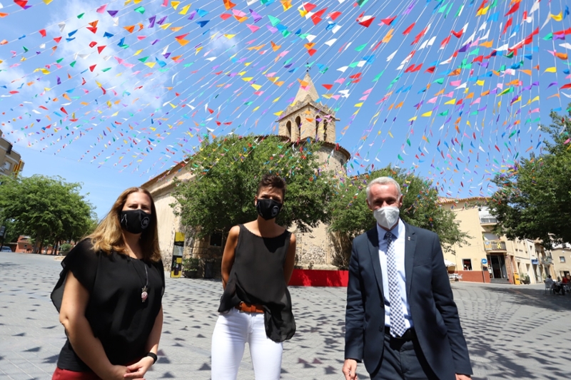 Foto 6: Albert Piñeira es reuneix amb l'alcaldessa de Maçanet de la Selva i l'alcalde de Lloret de Mar per parlar sobre proje