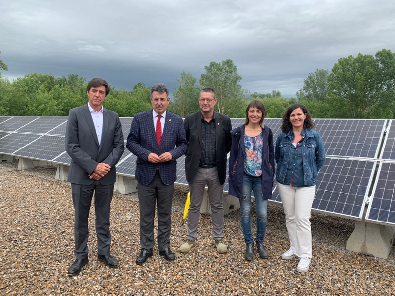 Foto 2: La depuradora de Castelló d'Empúries estrena una planta solar fotovoltaica per millorar l'eficiència i la sostenibili