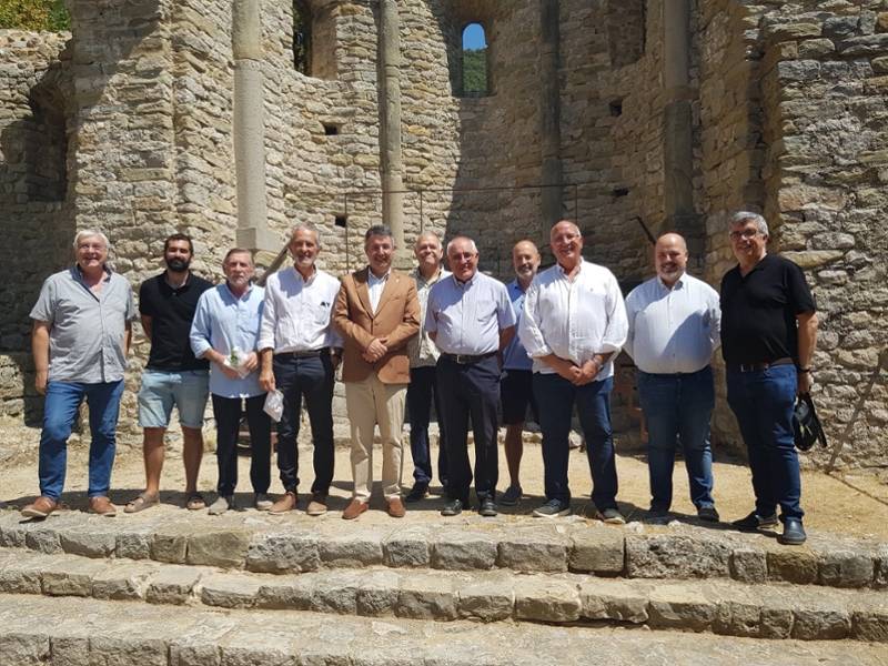 Foto : El president de la Diputació, Miquel Noguer, visita el monestir de Sant Llorenç de Sous amb motiu de la festivitat de