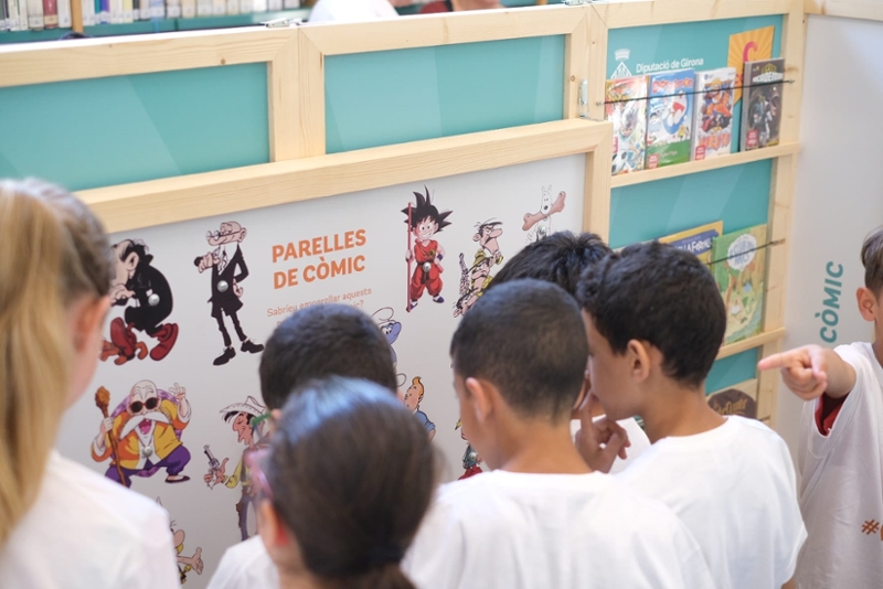 Foto 4: La Diputació de Girona fomenta la lectura dels còmics infantils i juvenils mitjançant una exposició itinerant per la 
