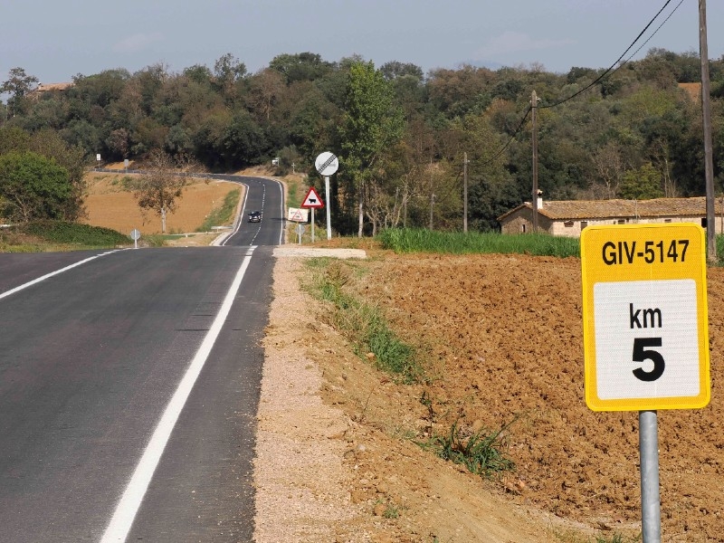 Foto 3 : Inaugurades les obres d'ampliació i millora d'un tram d'1,7 quilòmetres de la carretera entre Camós i la cruïlla de C