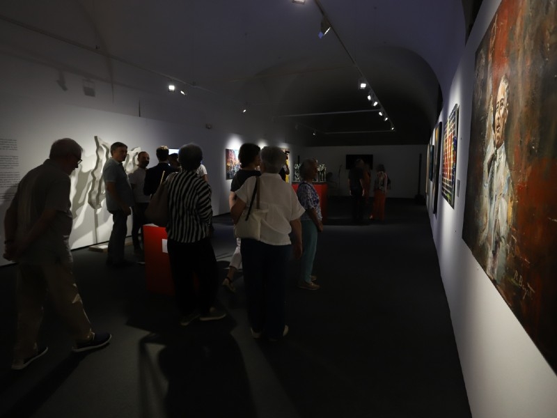 Foto 4: La Casa de Cultura de Girona acull l'exposició «Accions culturals per a la Casa de la República»
