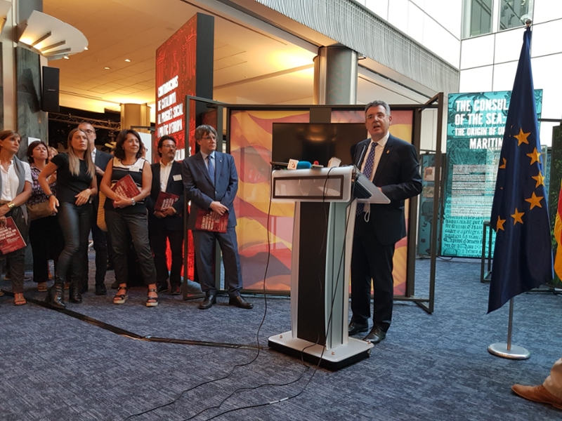 Foto : Inauguració de l'exposició «Contribucions de Catalunya al progrés social i polític d'Europa», a Brussel·les