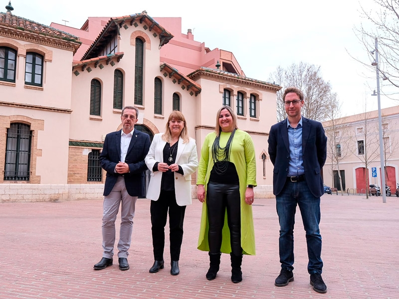 Foto 1: Presentació de la nova biblioteca i arxiu comarcals de Figueres
