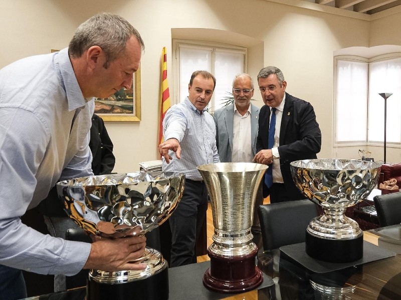 Foto 4: Recepció institucional al Club Gel Puigcerdà pels èxits de la temporada 2024-2025, la millor de la seva història
