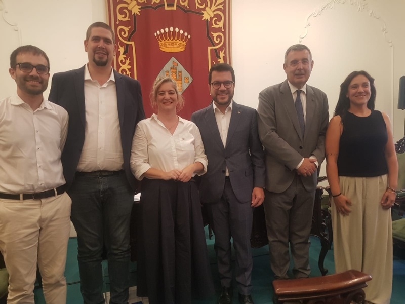 Foto 4: La vicepresidenta tercera de la Diputació de Girona, Maria Puig, nova alcaldessa de Palamós
