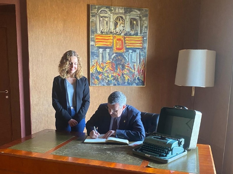 Foto : El president, Miquel Noguer, visita el monestir de Poblet i l'Arxiu Montserrat Tarradellas i Macià
