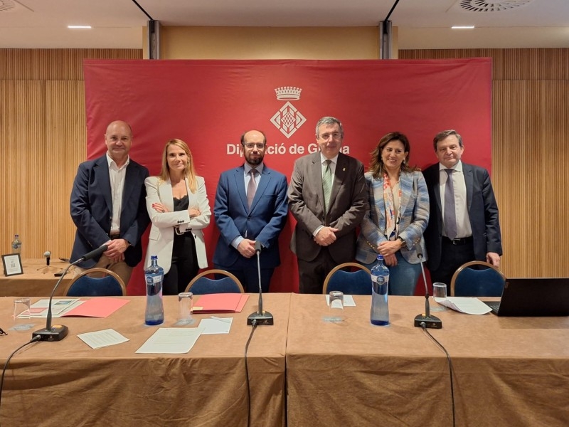 Foto : Cent cinquanta professionals de l'Administració local, en la quarta jornada sobre novetats pressupostàries de la Dipu
