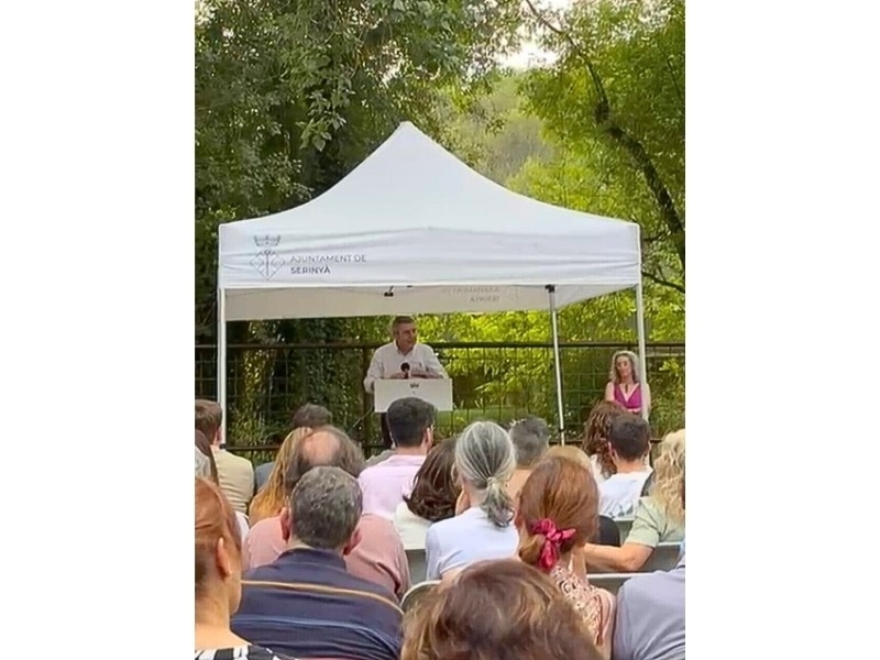 Foto : 50è aniversari de l'inici de les excavacions de les coves de Serinyà