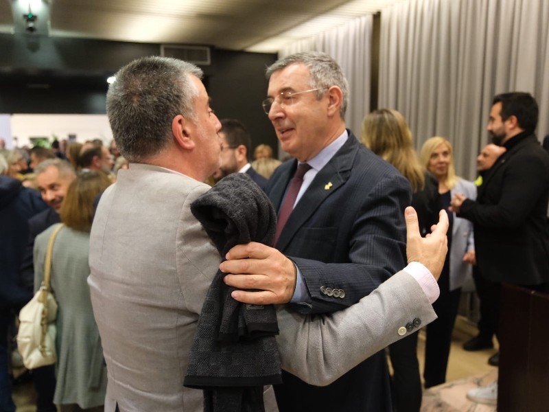 Foto : La Diputació de Girona, present en el ple extraordinari de renúncia de Jordi Viñas com a alcalde de Salt
