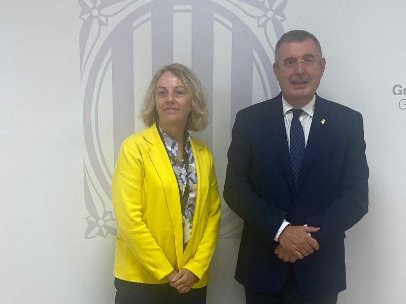 Foto : Trobada institucional del president, Miquel Noguer, amb la delegada de la Generalitat a Brussel·les, Ester Borràs