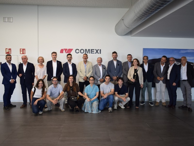 Foto : El president, Miquel Noguer, assisteix a la inauguració de l'ampliació de la planta productiva de Comexi, a Riudellot