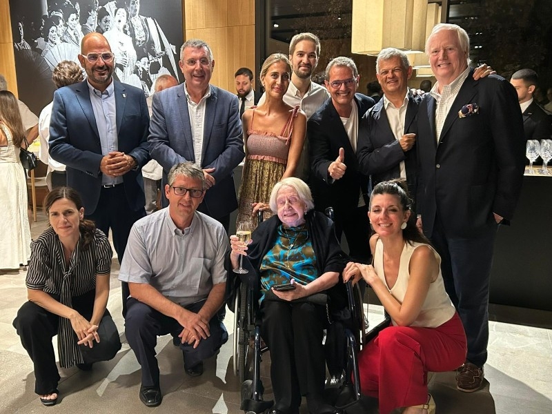 Foto : El president Miquel Noguer assisteix al concert de l'organista Montserrat Torrent al Festival de Peralada
