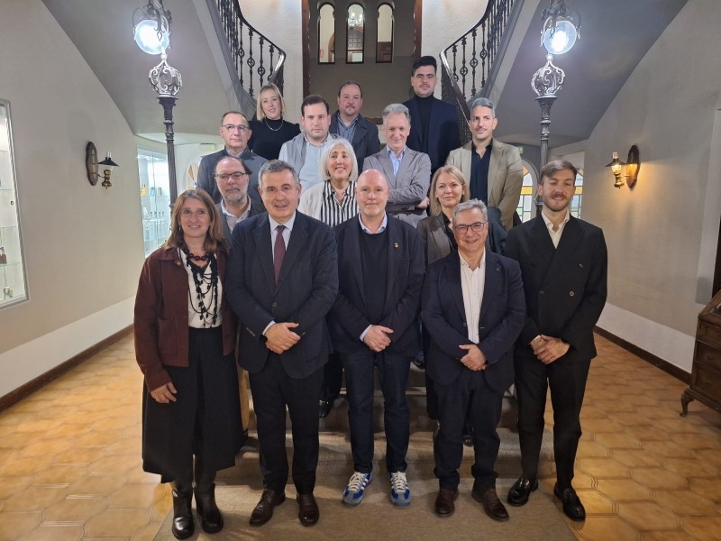 Foto : Rebuda institucional al president de la Diputació d'Ourense en el marc del Consell de Govern i la jornada de la Xarxa